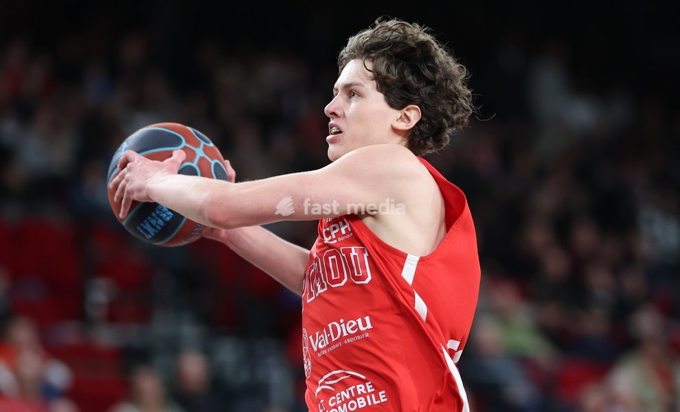 Spirou's Jules Rotsaert pictured during a basketball match between Spirou Charleroi and BC Oostende, Friday 23 October 2026 in Charleroi, on day 4 of the 'BNXT League' Belgian and Dutch first division basket championship