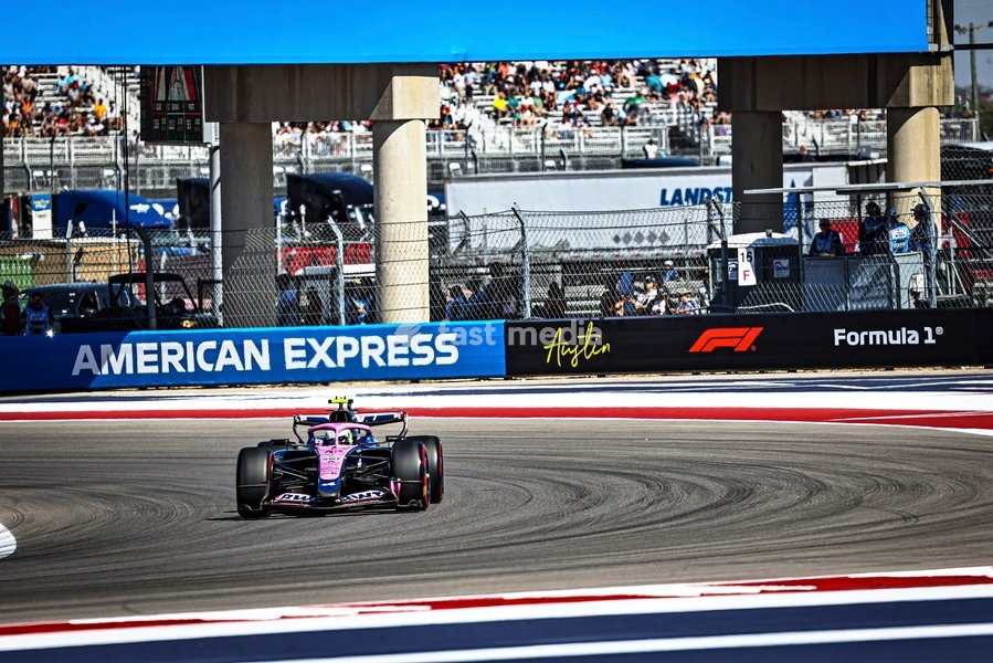 AUSTIN, UNITED STATES - OCTOBER 23: Franco Colapinto of Argentina driving the (43) BWT Alpine F1 Team Alpine A526 on track during first practice of the Formula 1 MSC Cruises United States Grand Prix 2026 at Circuit of the Americas on October 23, 2026 in Austin, United States