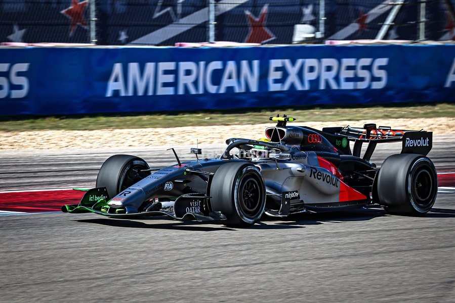 AUSTIN, UNITED STATES - OCTOBER 23: Gabriel Bortoleto of Brazil driving the (5) Audi Revolut F1 Team Audi AR01 on track during first practice of the Formula 1 MSC Cruises United States Grand Prix 2026 at Circuit of the Americas on October 23, 2026 in Austin, United States