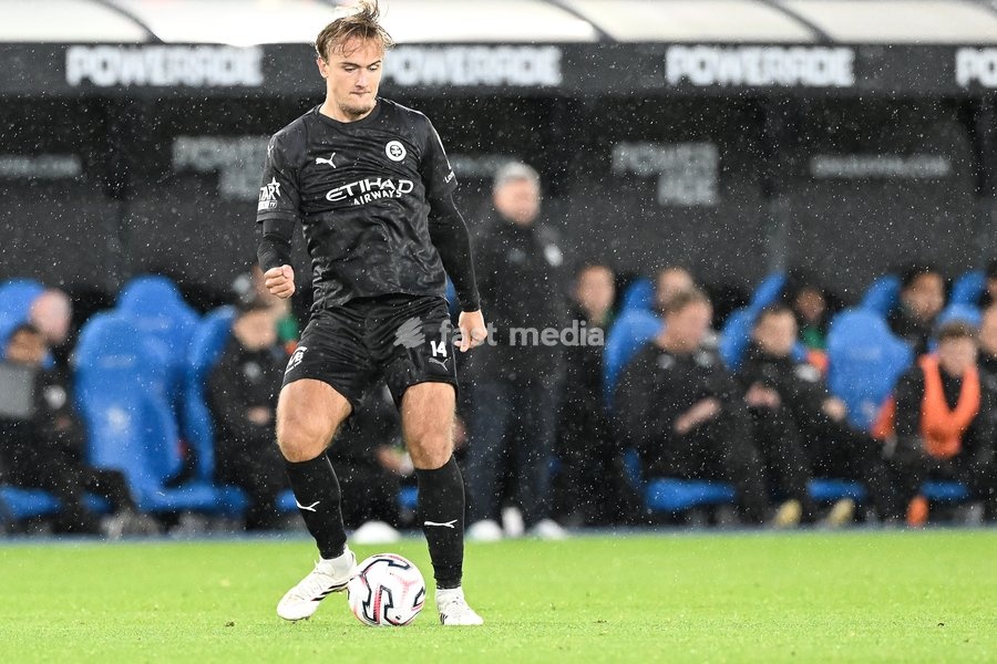 Lommel's Jesper Tolinsson pictured in action during a soccer match between Oud-Heverlee Leuven and Lommel SK, Saturday 24 October 2026 in Heverlee, on day 9 of the 2026-2027 'Jupiler Pro League' first division of the Belgian championship