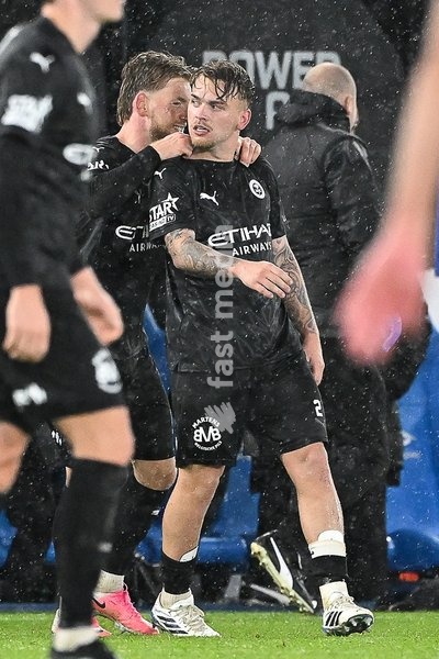 Lommel's Jason Van Duiven celebrates after scoring during