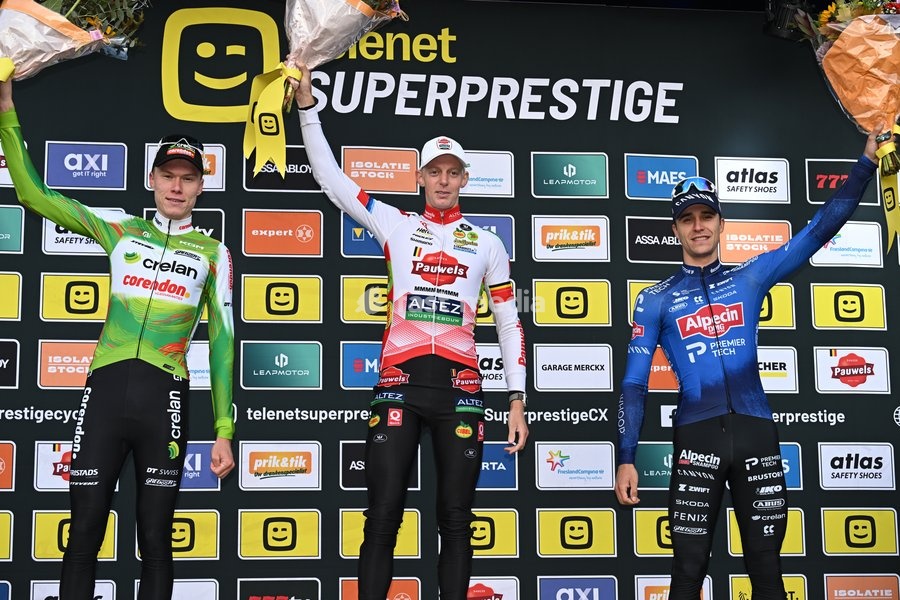 Belgium's Witse Meeussen; Belgium's Michael Vanthourenhout and Belgium's Niels Vandeputte celebrates on the podium after the men's elite race of the Superprestige Overijse cyclocross cycling event, Sunday 25 October 2026 in Overijse, the first race of the Superprestige competition