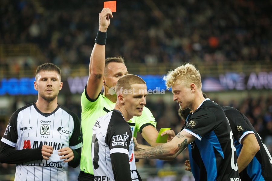 STVV's Robert-Jan Vanwesemael receives a red card from the referee during a soccer match between Club Brugge and Sint-Truidense VV , Sunday 25 October 2026 in Brugge, on day 9 of the 2026-2027 'Jupiler Pro League' first division of the Belgian championship
