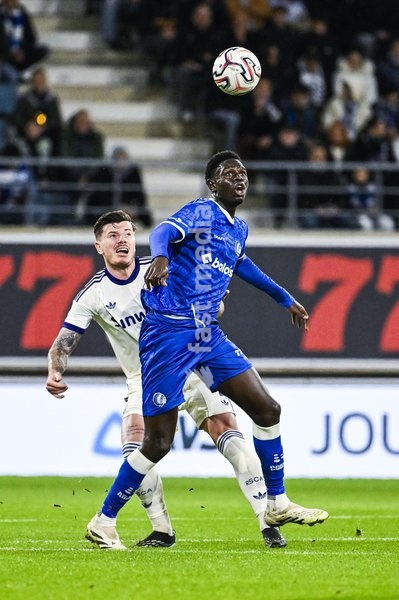 Giulian Biancone, of RSC Anderlecht and Ibrahimа Cisse of KAA Gent pictured in action during a soccer match between KAA Gent and RSC Anderlecht, Sunday 25 October 2026 in Gent, on day 9 of the 2026-2027 'Jupiler Pro League' first division of the Belgian championship
