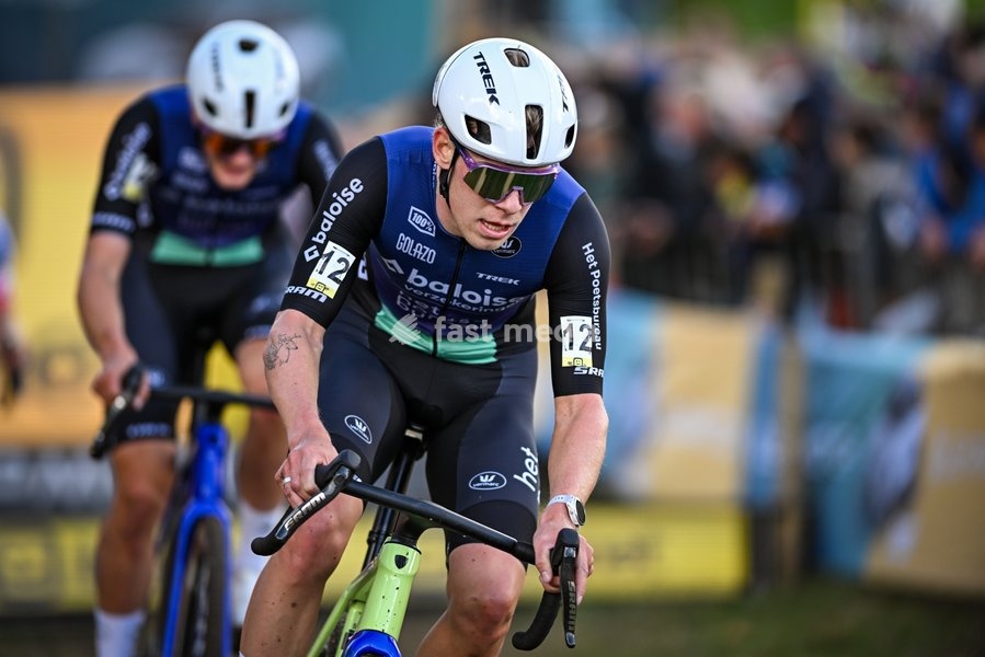 Netherlands' Pim Ronhaar pictured in action during the men's elite race of the Superprestige Overijse cyclocross cycling event, Sunday 25 October 2026 in Overijse, the first race of the Superprestige competition