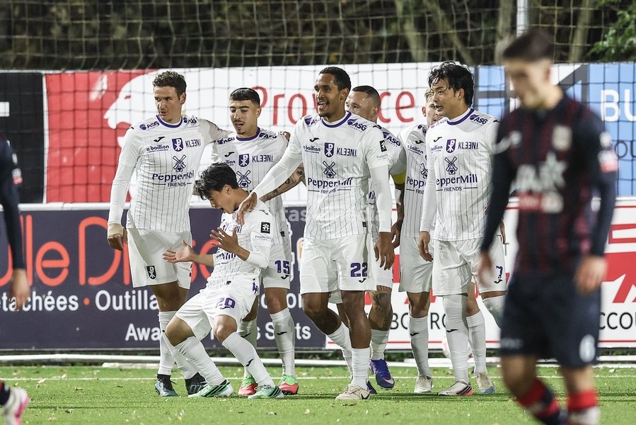 Patro Eisden's players celebrate during a soccer match between RFC Liège and Patro Eisden Maasmechelen, on Sunday 25 October 2026 in Liege, on day 8 of the 2026-2027 'Challenger Pro League' second division of the Belgian championship