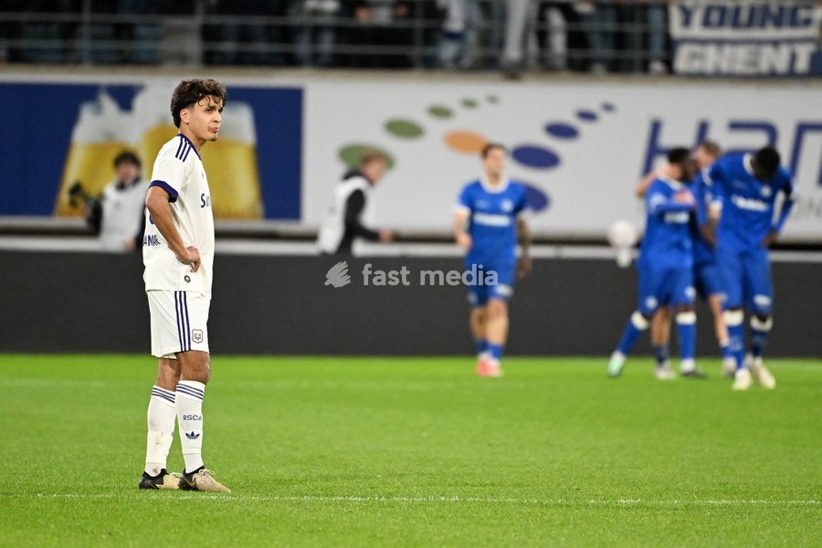 Anderlecht's Ali Maamar looks dejected during a soccer match between KAA Gent and RSC Anderlecht, Sunday 25 October 2026 in Gent, on day 9 of the 2026-2027 'Jupiler Pro League' first division of the Belgian championship, in Gent