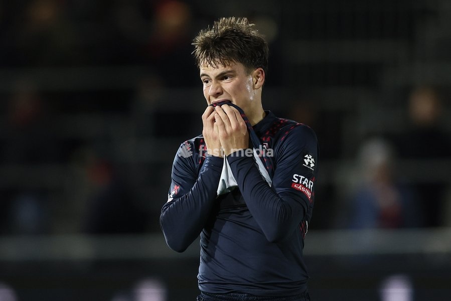 Liege's Stephen Reynaerts looks dejected after losing a soccer match between RFC Liège and Patro Eisden Maasmechelen, on Sunday 25 October 2026 in Liege, on day 8 of the 2026-2027 'Challenger Pro League' second division of the Belgian championship