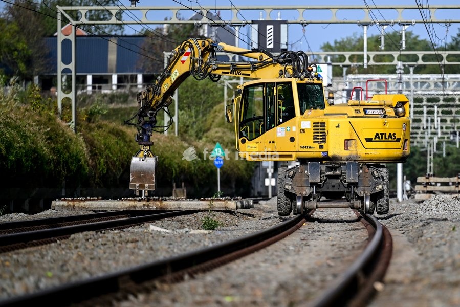 Illustration picture shows a tour of the Infrabel construction site where two switches are being installed as part of the RER project between Ottignies and Brussels, on Monday 26 October 2026