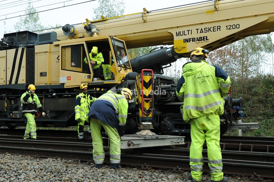 Illustration picture shows a tour of the Infrabel construction site where two switches are being installed as part of the RER project between Ottignies and Brussels, on Monday 26 October 2026