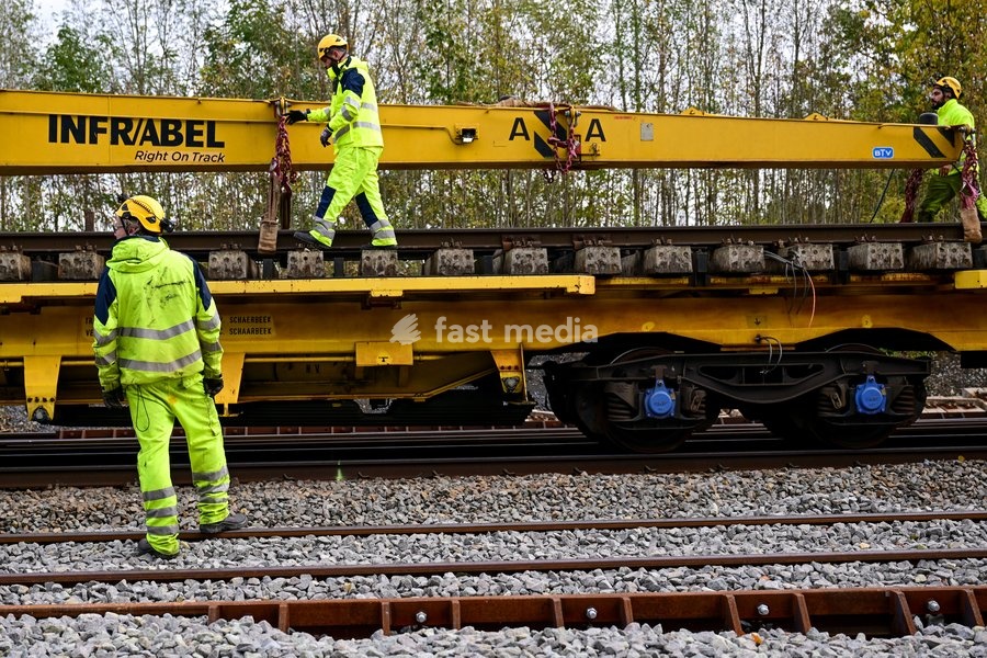 Illustration picture shows a tour of the Infrabel construction site where two switches are being installed as part of the RER project between Ottignies and Brussels, on Monday 26 October 2026