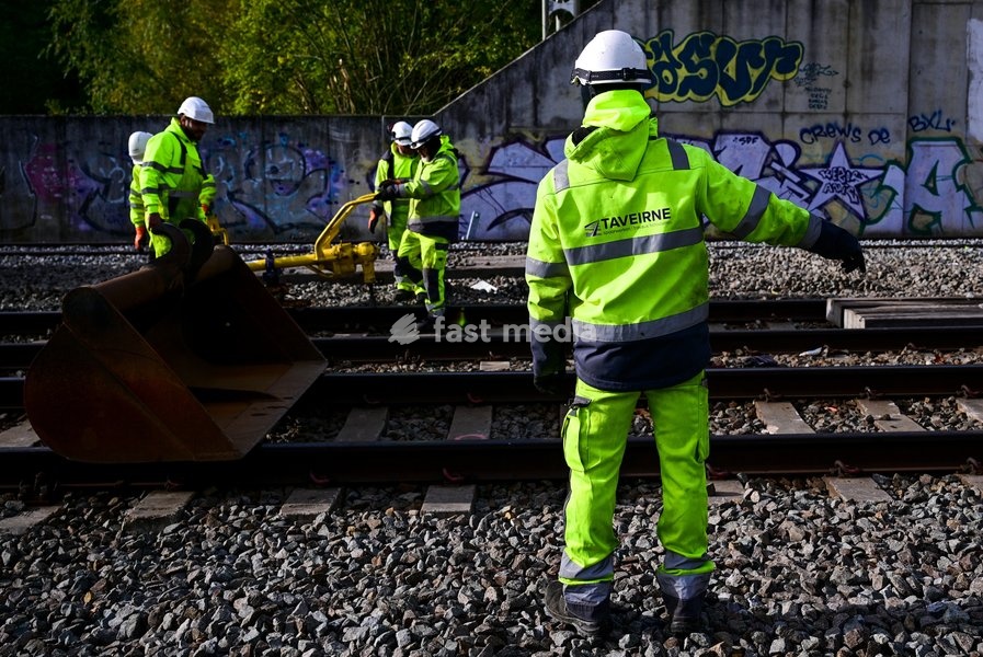 Illustration picture shows a tour of the Infrabel construction site where two switches are being installed as part of the RER project between Ottignies and Brussels, on Monday 26 October 2026