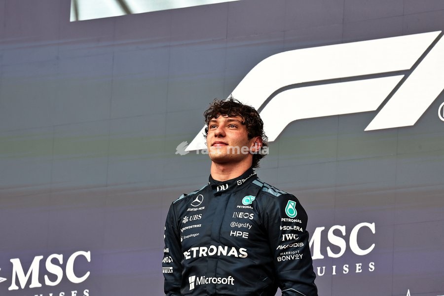 AUSTIN, UNITED STATES - OCTOBER 25: Andrea Kimi Antonelli of Italy driving the (12) Mercedes-AMG PETRONAS F1 Team Mercedes W17 on track during the race of the Formula 1 MSC Cruises United States Grand Prix 2026 at Circuit of the Americas on October 25, 2026 in Austin, United States