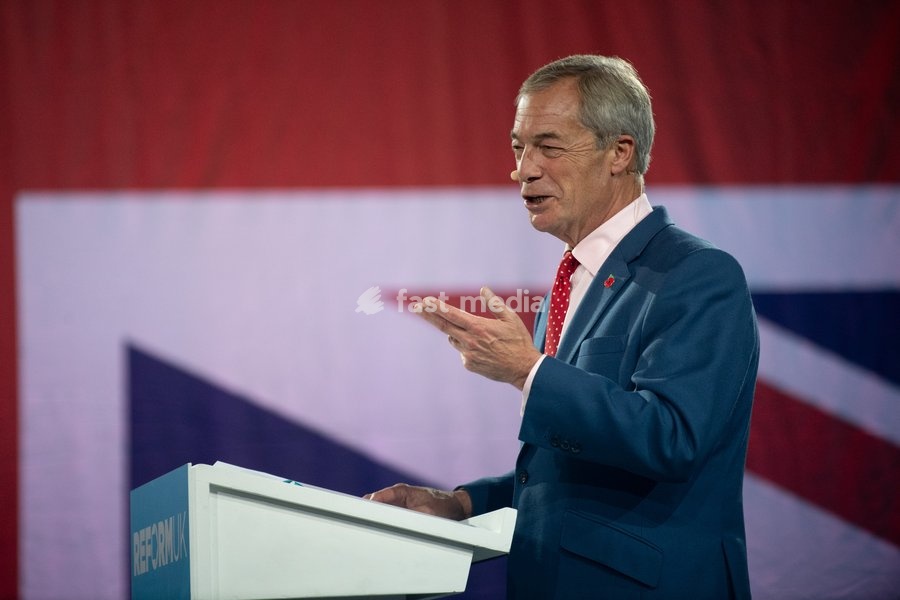 Nigel Farage - Reform UK Leader speaks at Reform UK's Economic Rescue Plan Press Conference at The Lindley Hall, London, England, UK on Monday 26 October, 2026