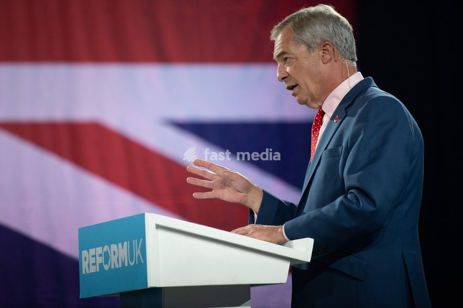 Nigel Farage - Reform UK Leader speaks at Reform UK's Economic Rescue Plan Press Conference at The Lindley Hall, London, England, UK on Monday 26 October, 2026