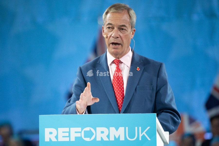 Nigel Farage - Reform UK Leader speaks at Reform UK's Economic Rescue Plan Press Conference at The Lindley Hall, London, England, UK on Monday 26 October, 2026
