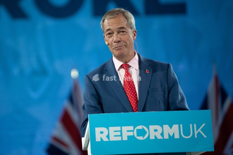 Nigel Farage - Reform UK Leader speaks at Reform UK's Economic Rescue Plan Press Conference at The Lindley Hall, London, England, UK on Monday 26 October, 2026