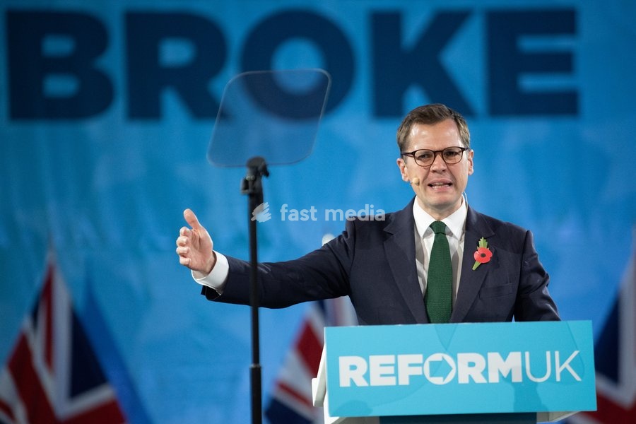 Robert Jenrick - Reform UK Chancellor speaks at Reform UK's Economic Rescue Plan Press Conference at The Lindley Hall, London, England, UK on Monday 26 October, 2026