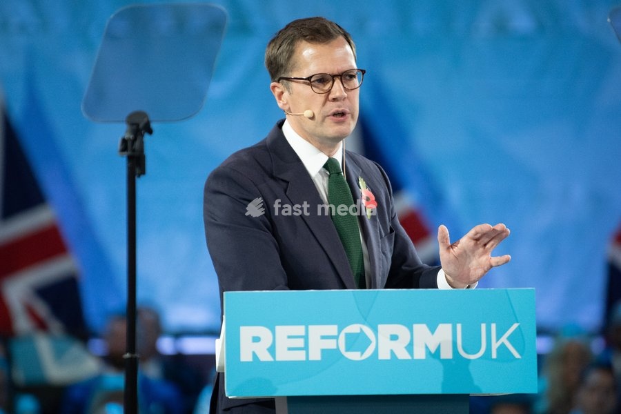 Robert Jenrick - Reform UK Chancellor speaks at Reform UK's Economic Rescue Plan Press Conference at The Lindley Hall, London, England, UK on Monday 26 October, 2026