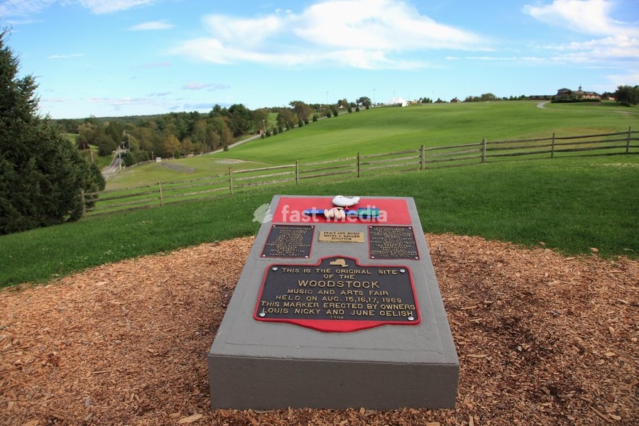 Monument of the 1969 Woodstock Music Festival at original site, Bethel Woods Center for the Arts, Bethel, New York State, United States of America, North America
