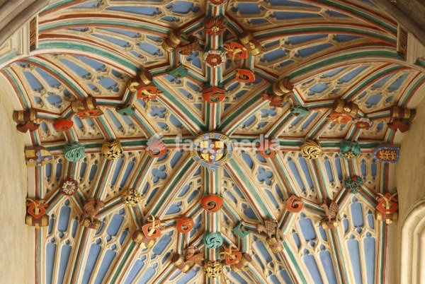 Winchester (Hampshire, England), Winchester Cathedral (built from 1079; choir rebuilt from 1200, nave rebuilt 2nd half of 14th c.). Partial view: ceiling. Photo