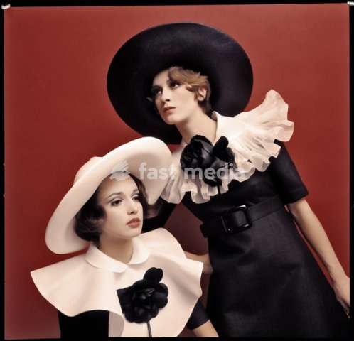 Fashion / Women's Fashion / France: Pierrot-inspired fashion. Photo, 1960s (undated)