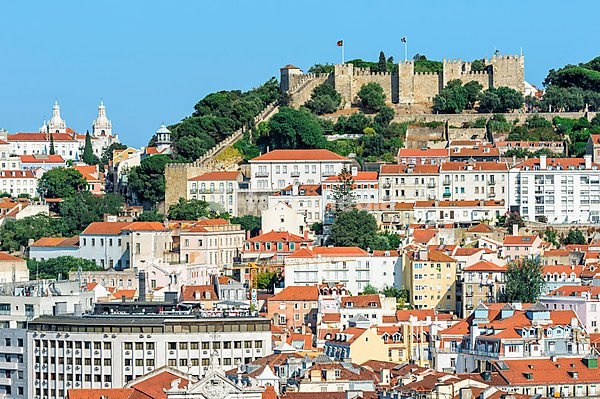 View over Lisbon and the Castelo de São Jorge, Lisbon, Portugal