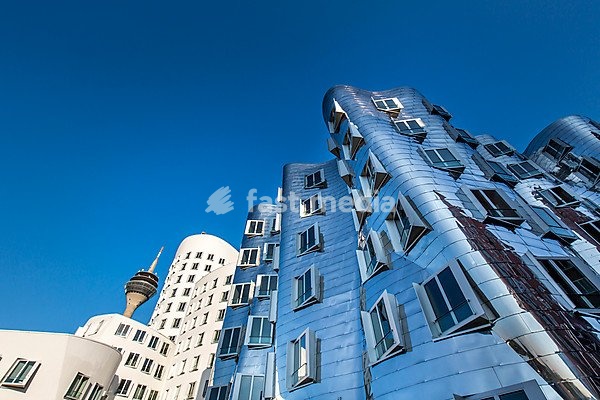 Neuer Zollhof or Gehry Bauten buildings, Media Harbour, Düsseldorf, North Rhine-Westphalia, Germany