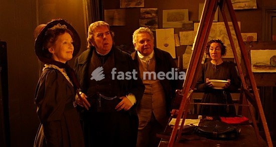 DOROTHY ATKINSON, MARION BAILEY, PAUL JESSON and TIMOTHY SPALL in MR. TURNER, 2014, directed by MIKE LEIGH. Copyright FILM4/FRANCE 3 CINEMA/LIPSYNC PRODUCTIONSUNTITLED13/XOFA PRO