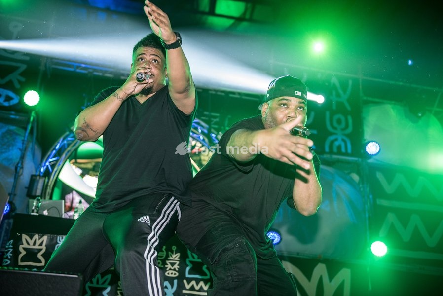 WILD LIFE Festival 2016 at the Brighton City Airport, Shoreham by Sea, Saturday 11th June 2016. Pictured: De La Soul Band Members include: Posdnuos (Kelvin_Mercer) Dave (David_Jude_Jolicoeur) Maseo (Vincent_Mason)