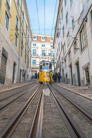 Ascensor da Bica, Bica Funicular, Calçada da Bica Pequena, Lisbon, Portugal