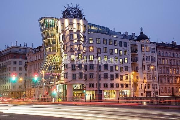 Dancing House, Tancici dum, architect Frank Gehry, Prague, Czech Republic