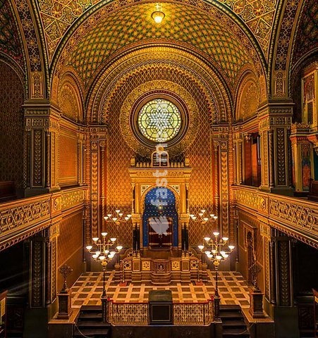 Bima, altar, Spanish Synagogue, interior shot, Josefov, Jewish Quarter, Prague, Bohemia, Czech Republic