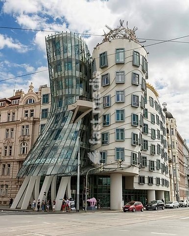 Dancing House, Tan?ící dum, Prague, Czech Republic