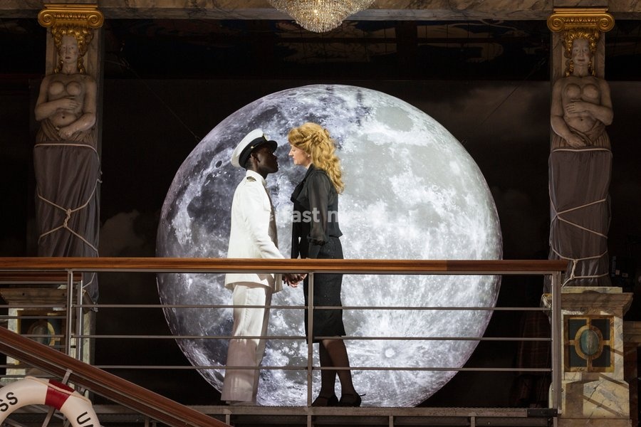 Annette McLaughlin, John Pfumojena. Photocall for William Shakespeare's Twelfth Night directed by Emma Rice at the Globe Theatre, Shakespeare's Globe. With Marc Antolin (Sir Andrew Aguecheek), Carly Bawden (Maria), Nandi Bhebhe (Fabian), Le Gateau Chocolat (Feste), Tony Jayawardena (Sir Toby…