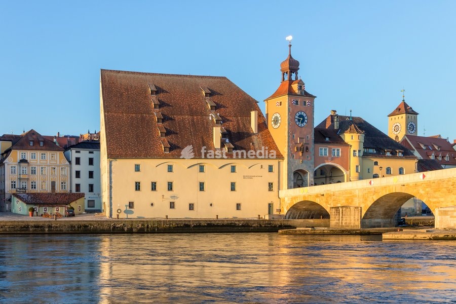 View to the Stone Bridge and the Bridge Tower, Regensburg, Bavaria, Germany, Europe