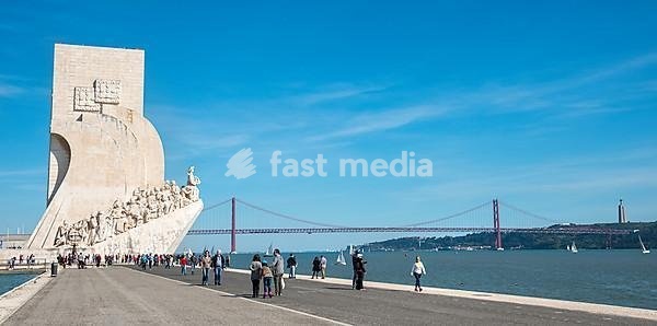 Monument of Discoveries, Padrão dos Descobrimentos with Ponte 25 de Abril and Cristo Rei, Promenade at the Rio Tajo, Belem, Lisbon, Portugal