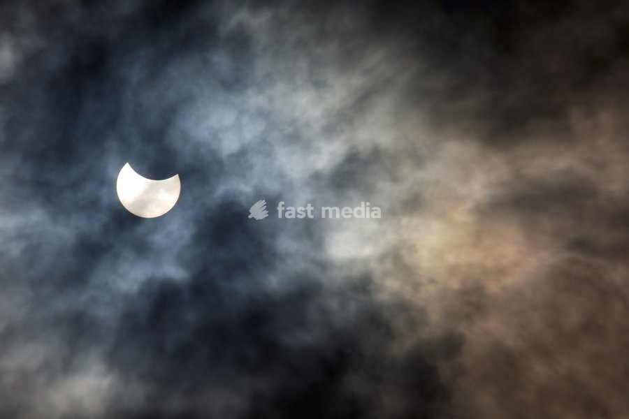Solar eclipse view from Istanbul, 20.03.2015