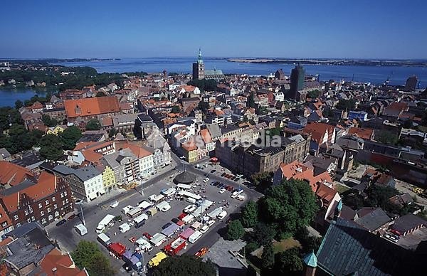 View from the Marienkirche St. Mary's church over the Neuer Markt square on Stralsund, Baltic Sea, Baltic Sea coast, panorama, skyline, Mecklenburg-Western Pomerania, Germany, Europe