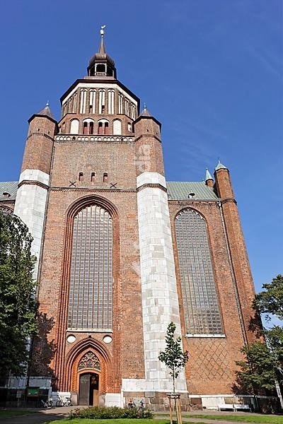 Front view of the Marienkirche ("Church of Mary"), Stralsund, Mecklenburg-Western Pomerania, Germany, Europe