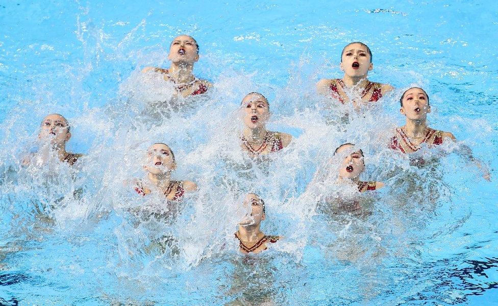 (190717) -- GWANGJU, July 17, 2019 () -- Team China compete during the Artistic Swimming team free preliminary at FINA World Championships in Gwangju, South Korea, on July 17, 2019