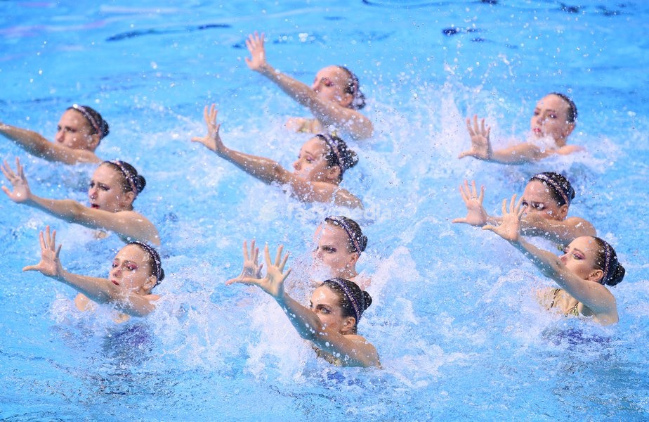(190720) -- GWANGJU, July 20, 2019 () -- Athletes of Russia compete during the women's team free combination final of artistic swimming event at the Gwangju 2019 FINA World Championships in Gwangju, South Korea on July 20, 2019