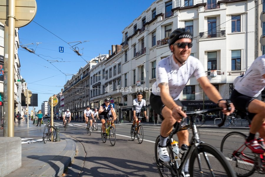 Illustration shows people enjoying the Car Free Sunday in the Brussels Capital region, Sunday 22 September 2019. In several cities and towns across Belgium a Sunday without cars or other motorized transport is organized