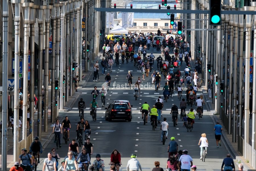 Illustration shows the Car Free Sunday in the Brussels Capital region, Sunday 22 September 2019. In several cities and towns across Belgium a Sunday without cars or other motorized transport is organized