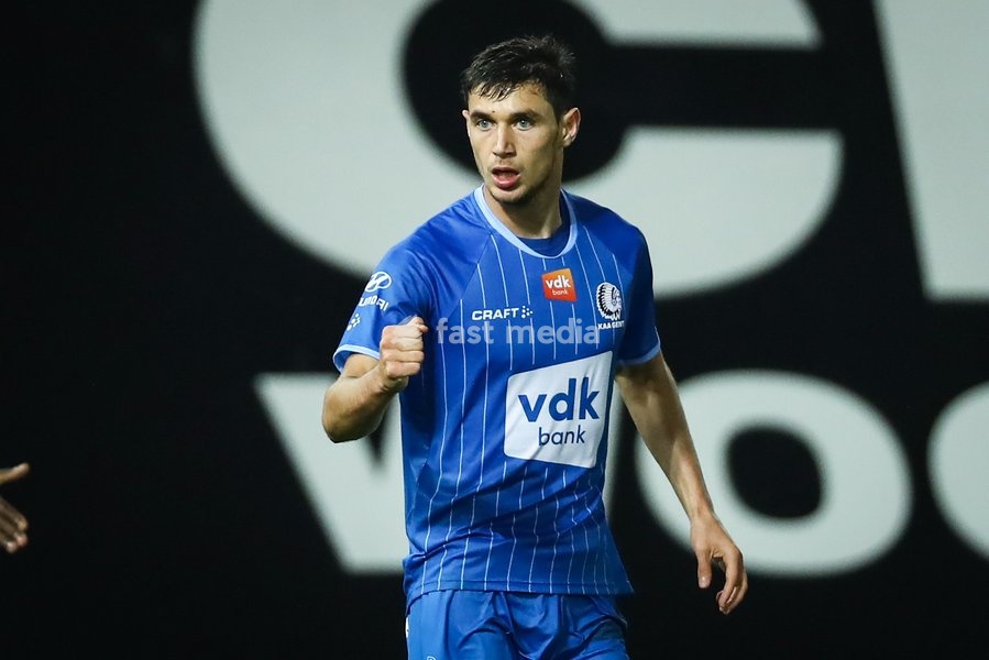 Gent's Roman Yaremchuk celebrates after scoring during a soccer match between SV Zulte Waregem and KAA Gent, Sunday 22 September 2019 in Waregem, on day eight of the 'Jupiler Pro League' Belgian soccer championship season 2019-2020