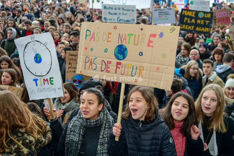 Participants gather at Liege Guillemins train station, during a gather of the youth Liege for climate. 15.000 students affected by climate problems have walked the streets of Liege. This is the second action of the students of Liege for the climate, Thursday 31 January 2019 in Liege, Belgium
