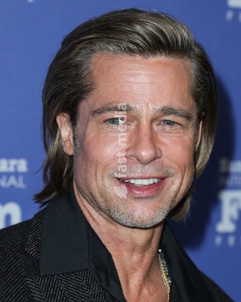 Brad Pitt arrives at the 35th Santa Barbara International Film Festival - Maltin Modern Master Award Honoring Brad Pitt held at The Arlington Theatre (Metropolitan Theatres) on January 22, 2020 in Santa Barbara, California, United States