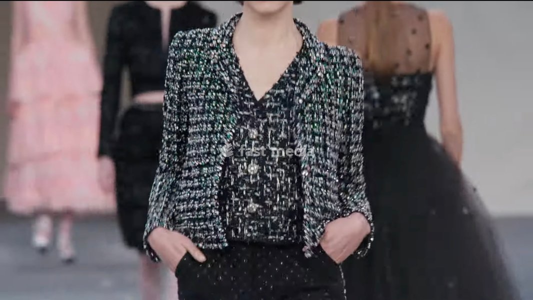 Paris Fashion Week 2021 Screenshots of The Spring-Summer 2021 Haute Couture Showâ€” CHANEL Shows 26 January 2021 Taken from The film of the show directed by photographer, filmmaker and graphic designer Anton Corbijn