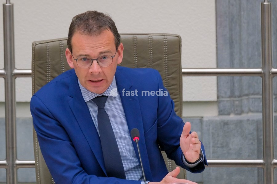 Flemish Minister of Welfare Wouter Beke pictured during a plenary session of the Flemish Parliament in Brussels, Wednesday 12 May 2021