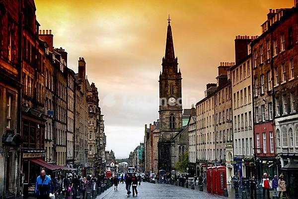 Royal Mile, orange, Old Town, Edinburgh, Scotland, United Kingdom